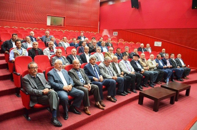 Muhtarlar Başkanını Seçti