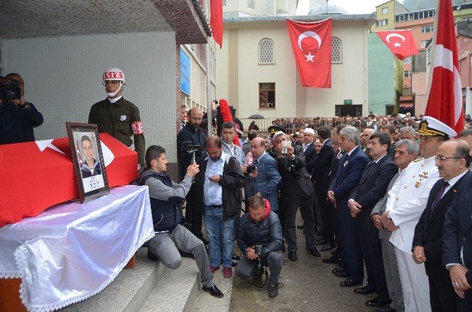 Trabzonlu Deniz Er Şehit Alper Al’a Son Görev