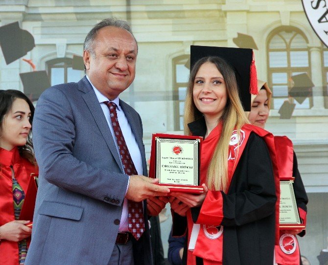 Kastamonu Üniversitesi’nden 8 Bin 955 Öğrenci Mezun Oldu