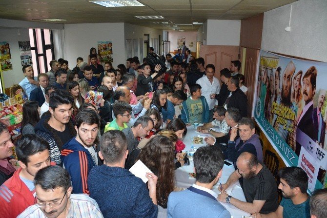 Oflu Hoca’ya Çaycuma’da Büyük İlgi