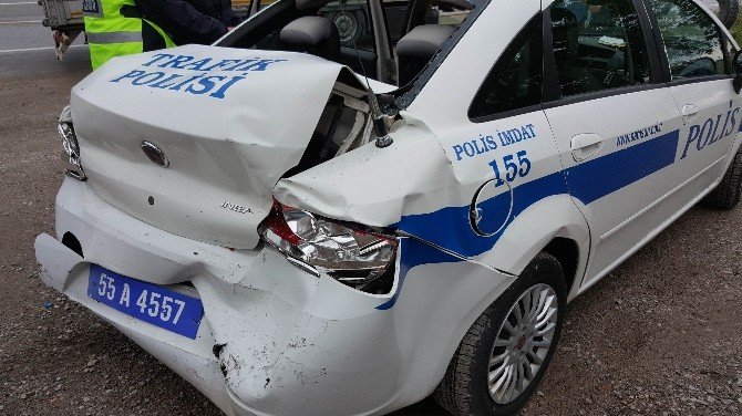 Polis Otosuna Tır Çarptı: 2 Polis Yaralı