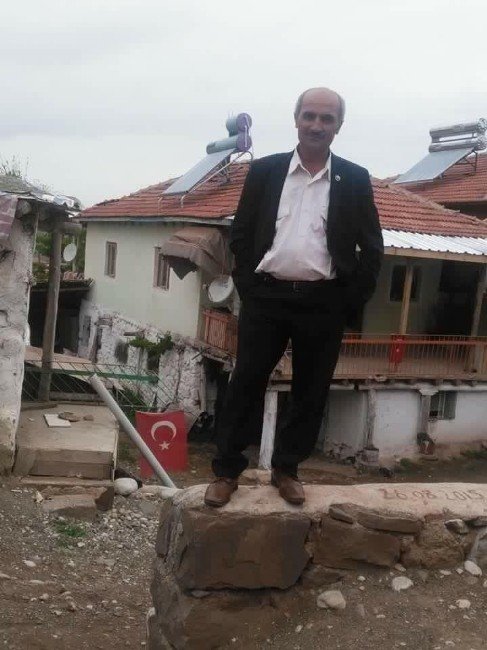 Kazada Hayatını Kaybeden Muhtar Defnedildi