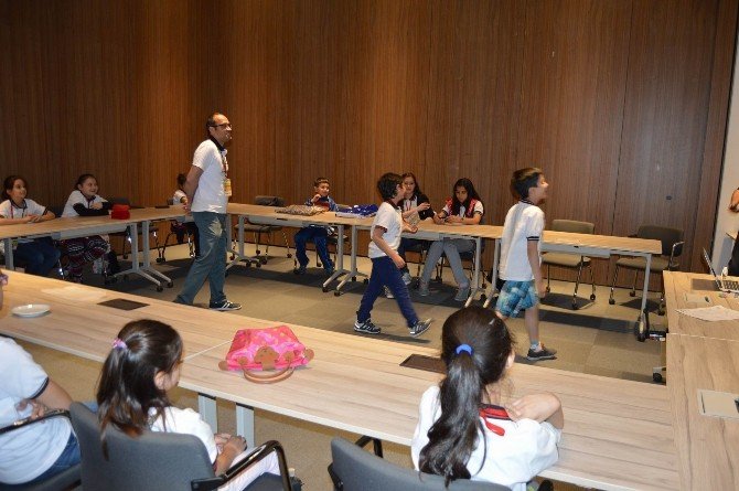 Türkiye’nin İlk Çocuk Üniversitesi Kayseri’de Eğitime Başladı