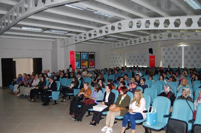 Burak Kılanç Afyonlu Rehber Öğretmenlerle Buluştu