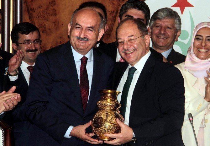 Sağlık Bakanlığı’nda Devir Teslim Töreni