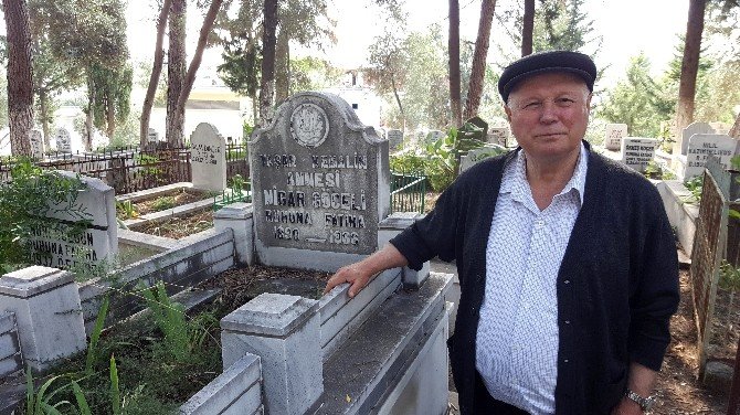 Yaşar Kemal Doğduğunda Annesi Kaç Yaşındaydı ?
