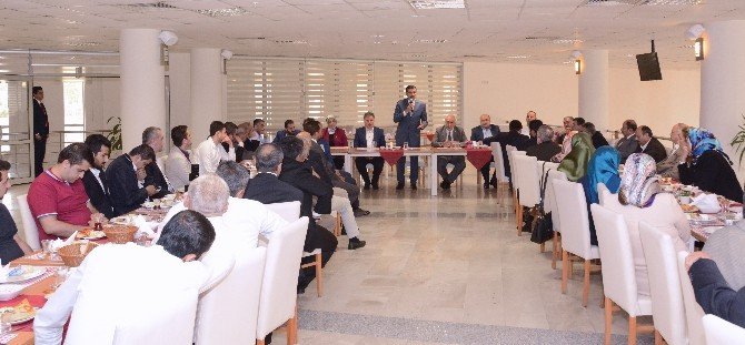 Bakan Tüfenkci Malatyalı Hemşehrilerini Ağırladı
