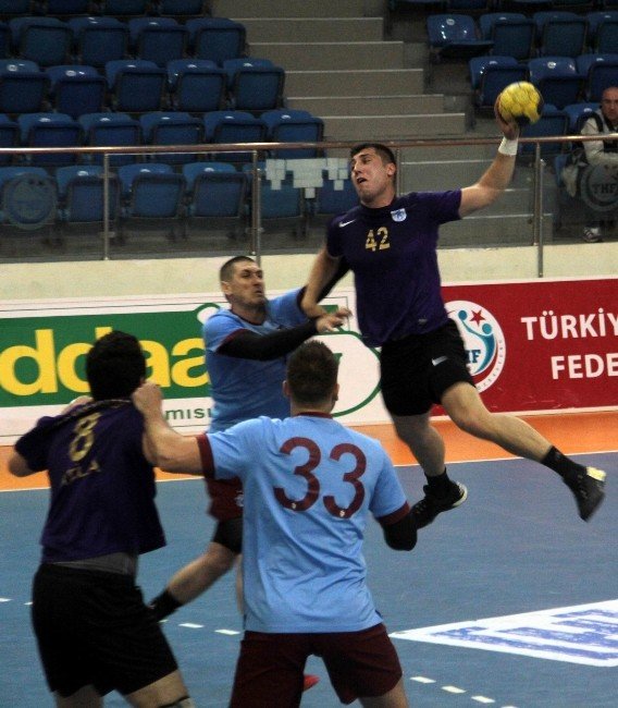 B.b. Ankaraspor Finale Yükseldi