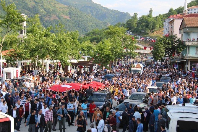 Şehit Uzman Çavuş Son Yolculuğuna Uğurlandı