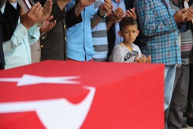 Şehit Uzman Çavuş Son Yolculuğuna Uğurlandı