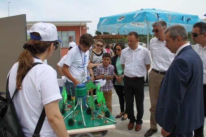Didim Efeler Ortaokulunun Bilim Fuarı Beğeni Topladı