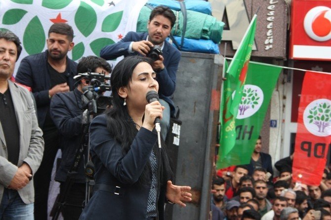 Hdp Eş Genel Başkanı Figen Yüksekdağ Ağrı’da