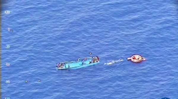 Libya Açıklarında Sığınmacı Teknesi Battı: En Az 20 Ölü