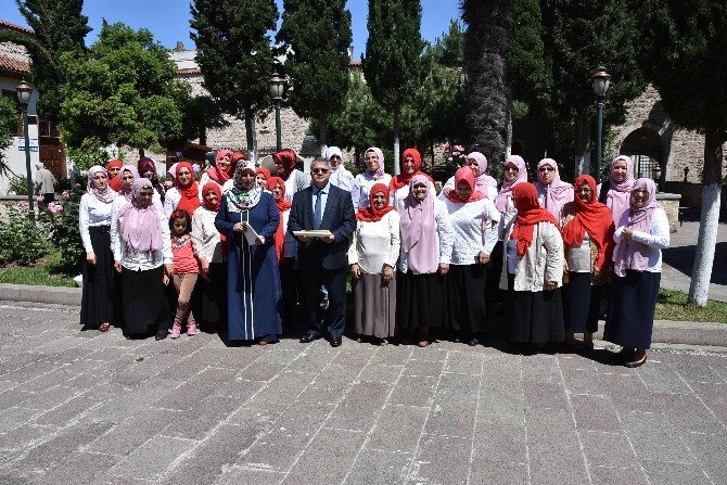 Merkez Kur’an Kursu Mezuniyet Töreni