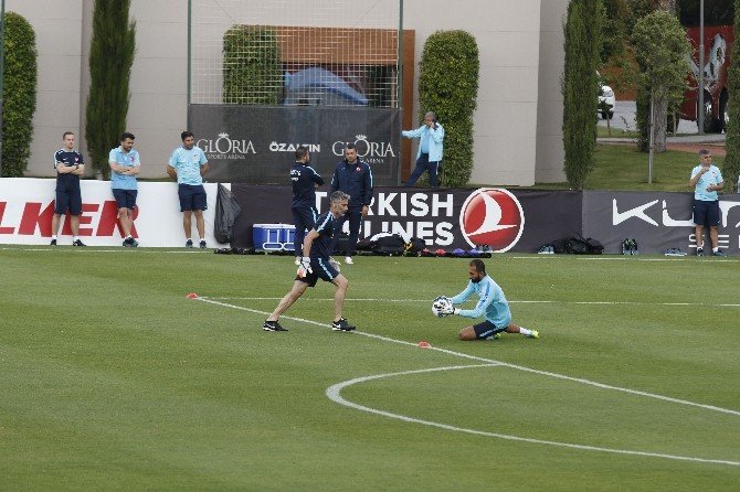 A Milli Futbol Takımı’nın Karadağ Hazırlıkları Sürüyor