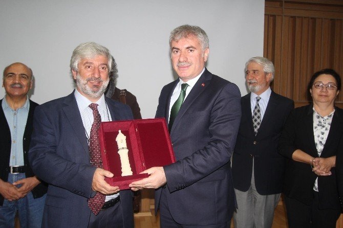 Bayburt Belediye Başkanı Mete Memiş:
