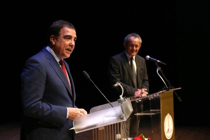 Eski Devlet Bakanı Toprak’tan Mülteciler İçin Atatürk Vurgusu