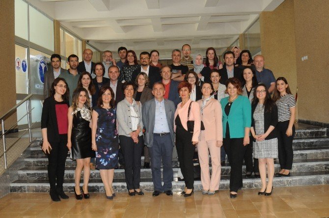 Çaycı: "Antbiyotik Duyarlılıklarında Bölgeler Arası Ciddi Farklılıklar Gözlendi"