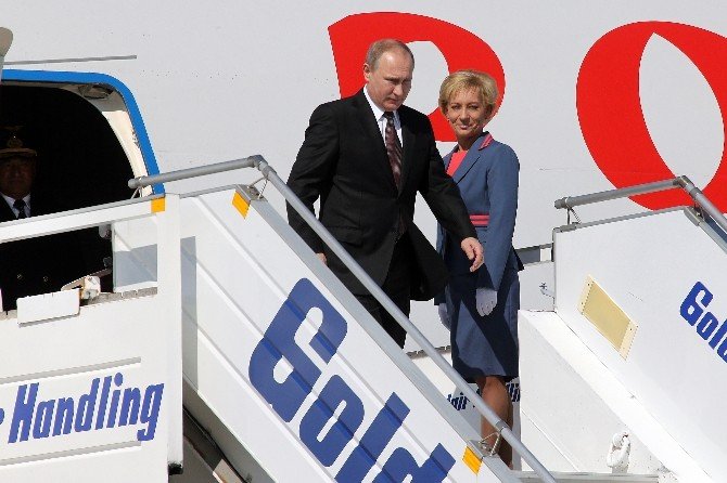 Putin, Yunanistan’da