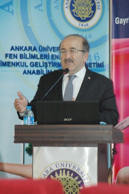 "Büyükşehir Belediye Yönetimleri" Konferansı
