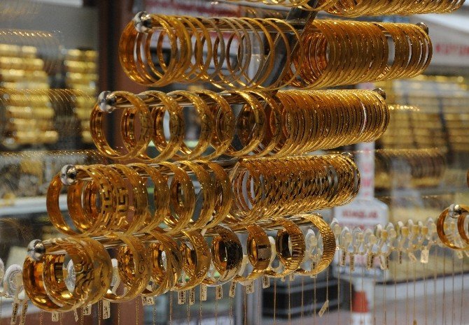 Eskişehirli Kuyumcu Esnafları Bu Yılki Düğün Sezonundan Ümitli