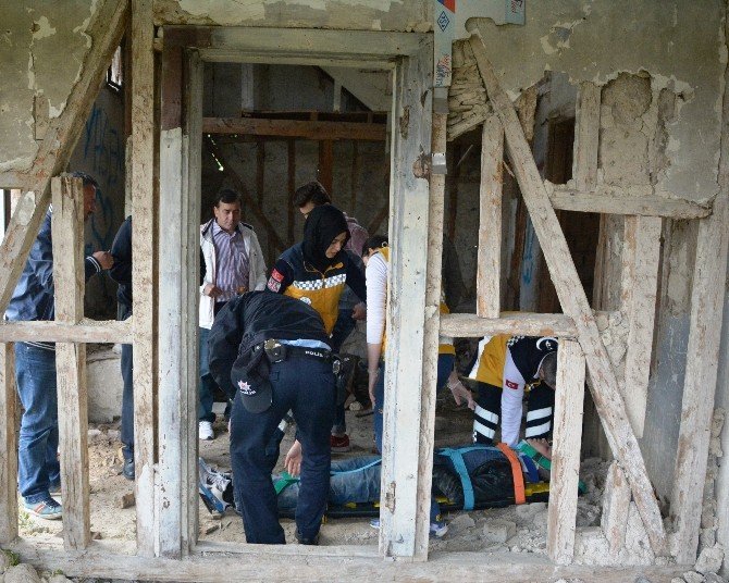 Fotoğraf Çekeyim Derken 5 Metreden Düştü
