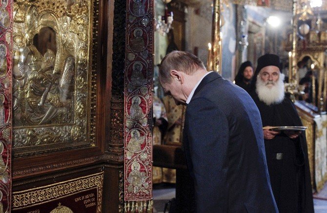 Putin’den, Yunanistan’daki Rus Manastırına Ziyaret