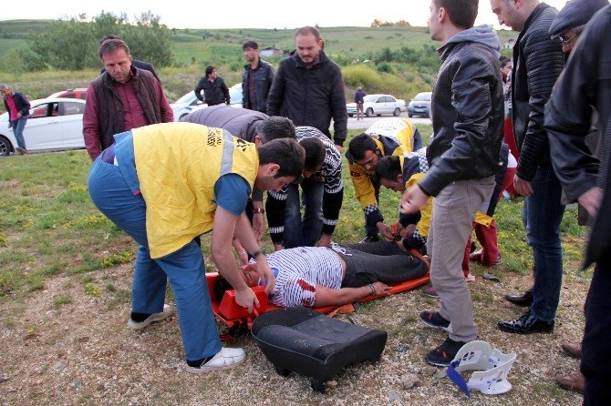 Kastamonu’da Kavşakta Zincirleme Kaza: 9 Yaralı