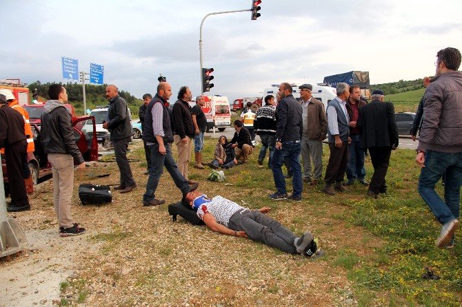 Kastamonu’da Kavşakta Zincirleme Kaza: 9 Yaralı
