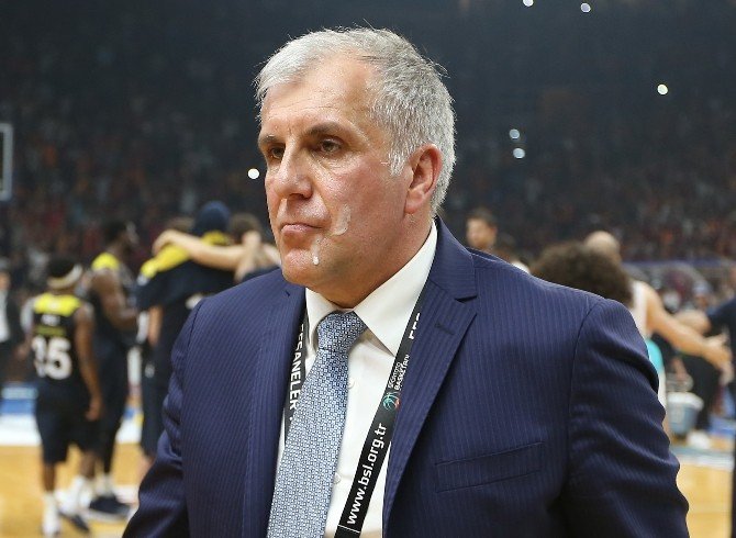 Fenerbahçe’den Olaylı Maç Sonrası Sert Açıklama: "Bu Küstahlık Cezasız Kalmamalı"