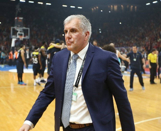 Fenerbahçe’den Olaylı Maç Sonrası Sert Açıklama: "Bu Küstahlık Cezasız Kalmamalı"