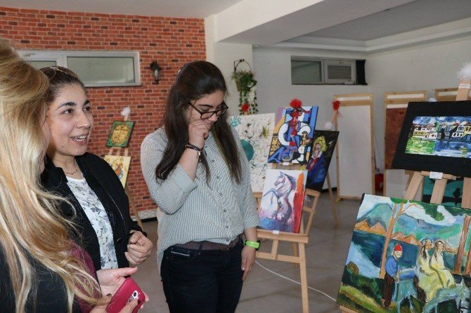 Güç Koleji’nden Yıl Sonu Resim Sergisi