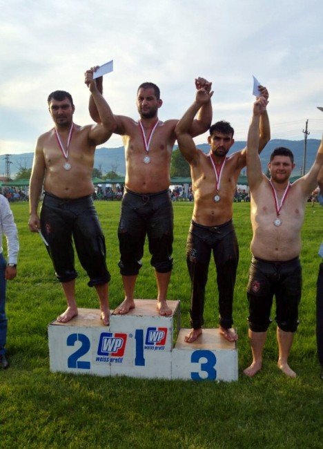 Bulgaristan’daki Yağlı Güreşlere ‘Edirne’ Damgası