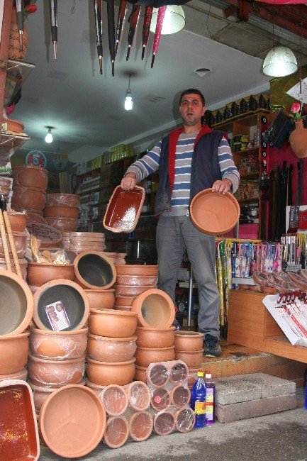Ramazan Yaklaştı Güveçlere Talep Arttı
