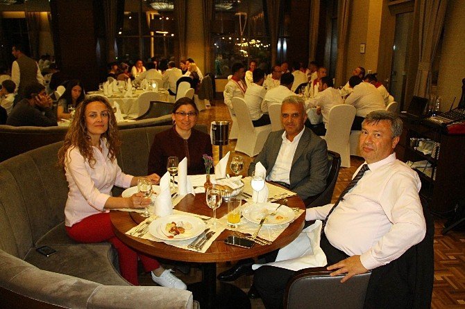 Ot Yarışması Gala Yemeği