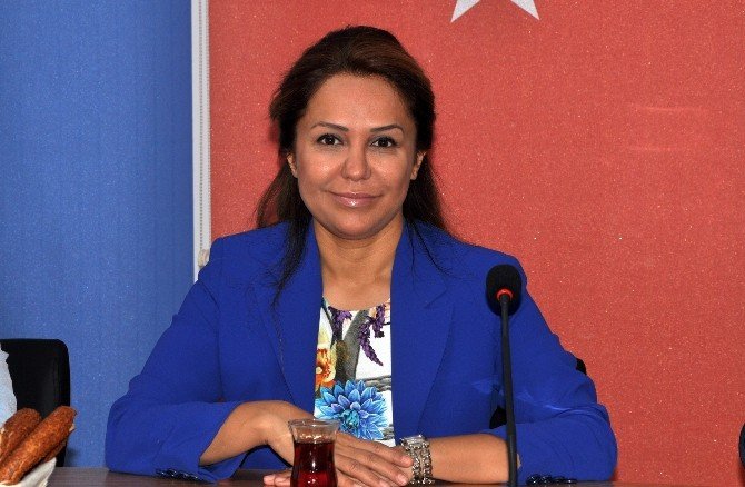 Ak Parti’li Enç’ten Hdp’ye ’Dokunulmazlık’ Çıkışı
