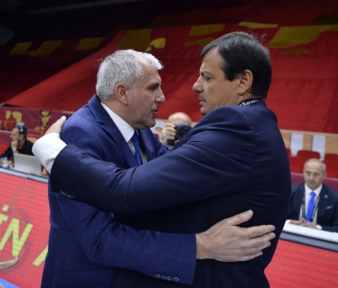 Sessiz Derbiden Fenerbahçe Finale Çıktı