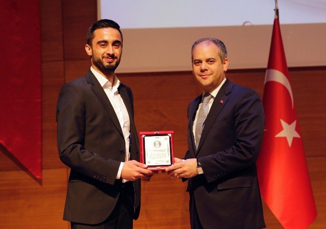 Bakan Kılıç, Üniversitelilerle Bir Araya Geldi