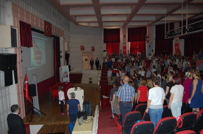 Burak Kılanç, İzmir Kız Lisesi’nde Rehber Öğretmenlerle Buluştu