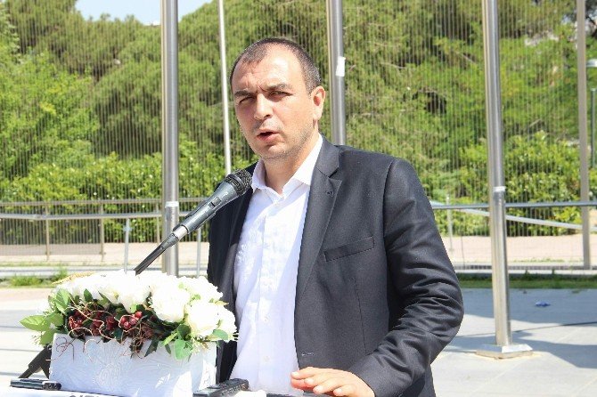 Manisa’da 2023 Öğrenci Aynı Anda Kitap Okudu