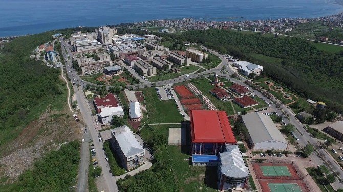 Rektör Akan 8 Yılını Anlattı