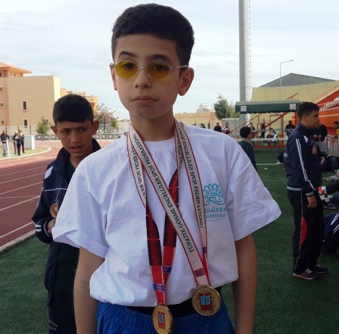 Görme Engelli Sporcular Atletizmde Rekor Kırdı