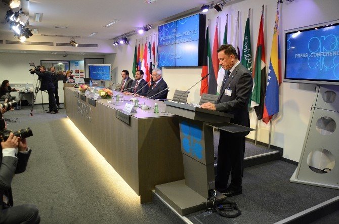 Opec, Petrol Üretiminin Dondurulması Konusunda Karar Alamadı