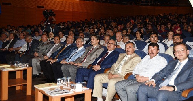 Bursalı Gençler Bilgilerini Yarıştırdı