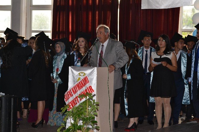 Silifke-taşucu Meslek Yüksekokulu’nda Mezuniyet Coşkusu