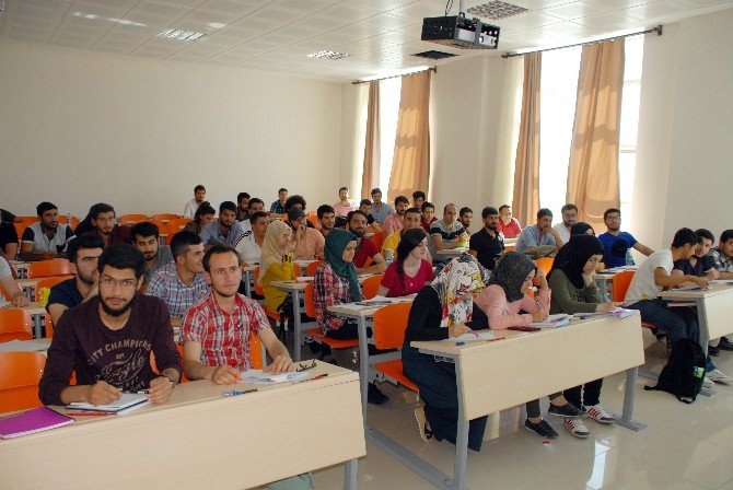 Şırnak Üniversitesi Öğrencilerinin Batman’da Telafi Eğitimi Sürüyor