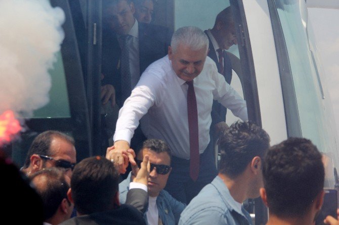 Başbakan Yıldırım’a Memleketi Erzincan’da Sevgi Seli