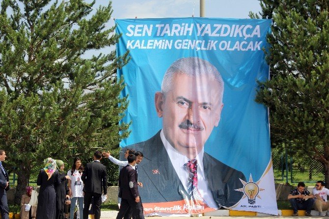 Başbakan Yıldırım’a Memleketi Erzincan’da Sevgi Seli