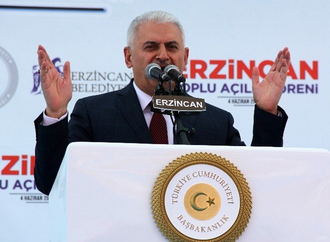 Başbakan Yıldırım: “Bu Can Bu Tende Oldukça Al Bayrağımızı Yukarıya Çıkarmaya Yemin Ettik”