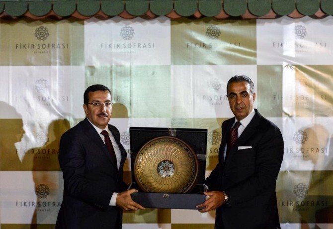 Fikir Sofrası’nın Konuğu Bakan Tüfenkci Oldu